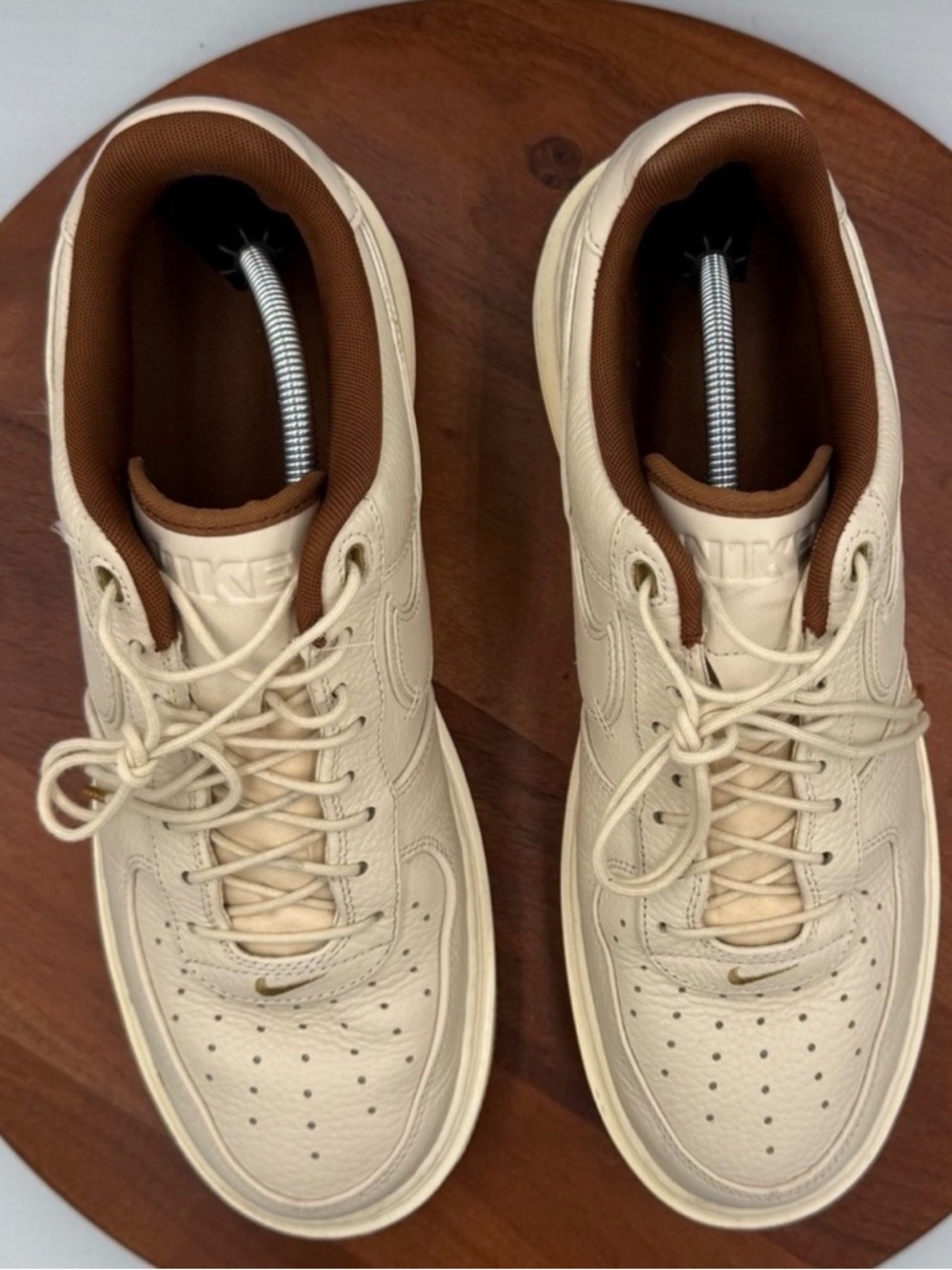 Nike Men’s Air Force 1 Luxe Pecan Pearl White Gum Men’s size 13 - Picture 5 of 9